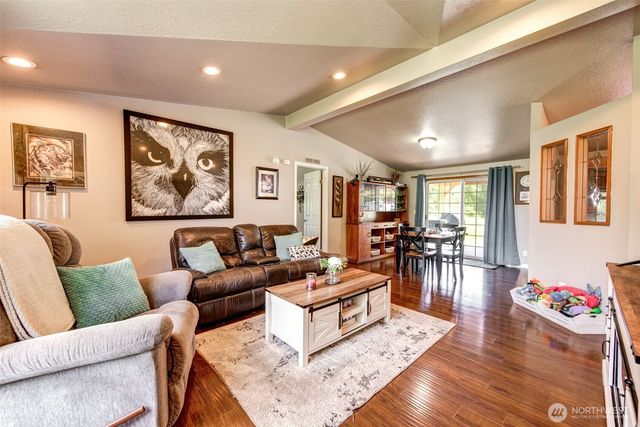 14024 84th Street NE, Lake Stevens, WA 98258