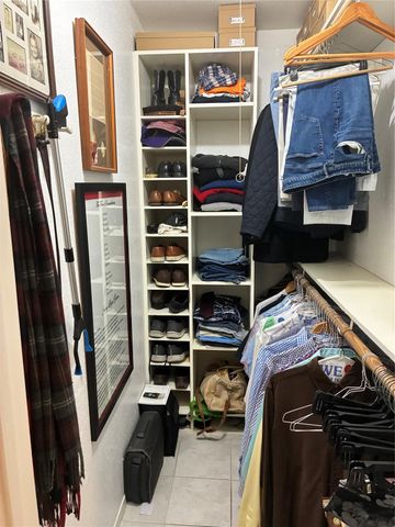 4633 Wild Indigo Street 534, Houston, TX 77027