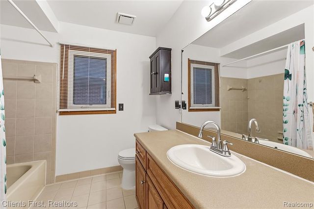 54845 Petunia Drive, Macomb, MI 48042