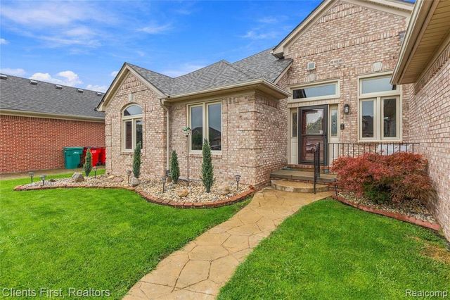 54845 Petunia Drive, Macomb, MI 48042