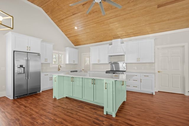 135 Serenity Lane, St Simons Island, GA 31522