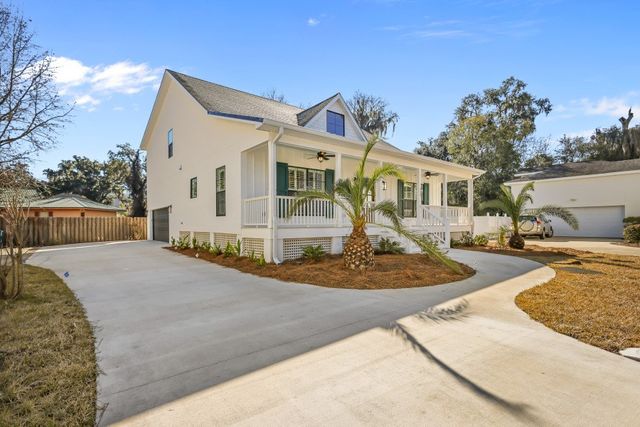 135 Serenity Lane, St Simons Island, GA 31522