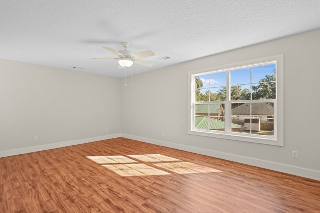 135 Serenity Lane, St Simons Island, GA 31522