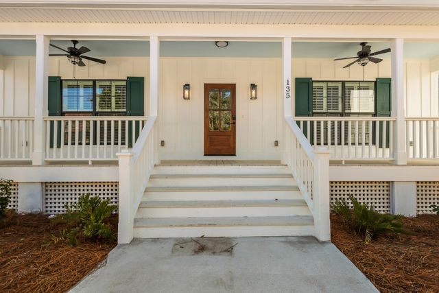 135 Serenity Lane, St Simons Island, GA 31522
