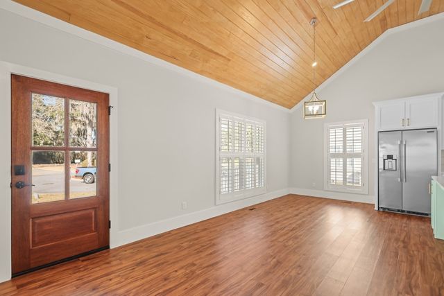 135 Serenity Lane, St Simons Island, GA 31522