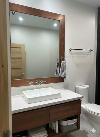 707 W Mile 14 N Road, Weslaco, TX 78599