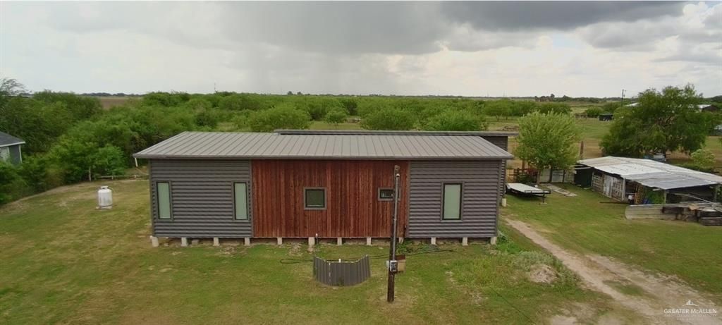 707 W Mile 14 N Road, Weslaco, TX 78599
