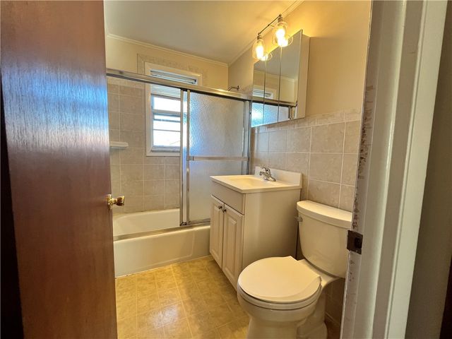 70 Carroll Avenue 507, Newport, RI 02840