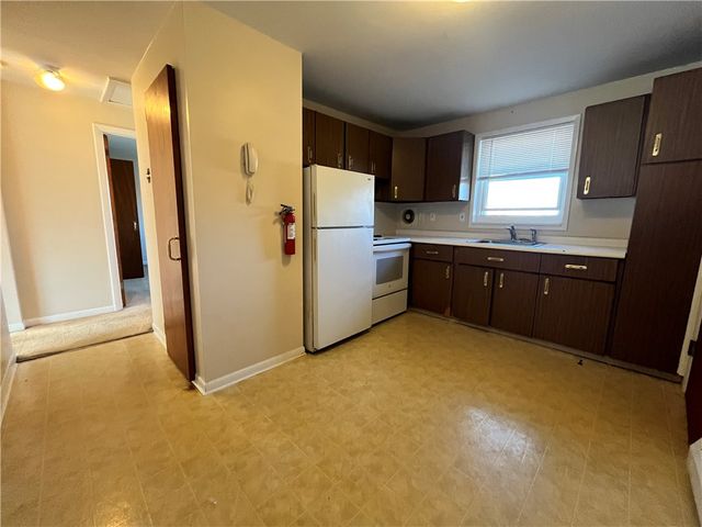 70 Carroll Avenue 507, Newport, RI 02840