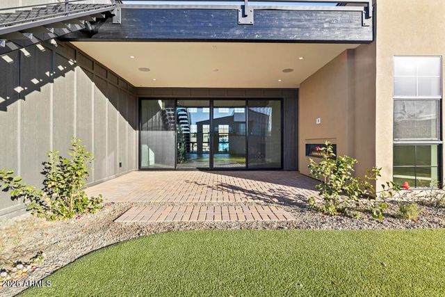 8425 S 10TH Lane 1, Phoenix, AZ 85041