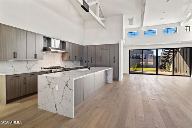 8425 S 10TH Lane 1, Phoenix, AZ 85041