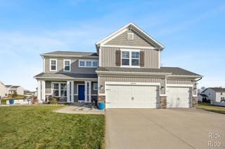 8558 Song Sparrow Road SE, Caledonia, MI 49316