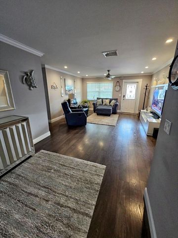 1101 SW 16th Street, Boynton Beach, FL 33426