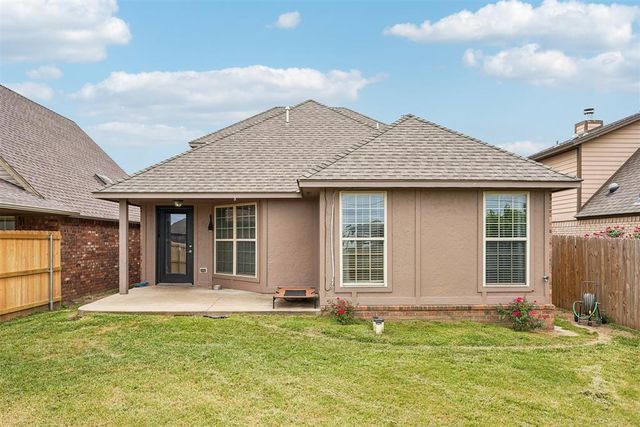 1603 SW 20th Street, Moore, OK 73170