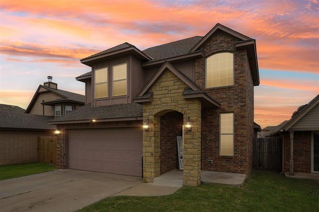 1603 SW 20th Street, Moore, OK 73170