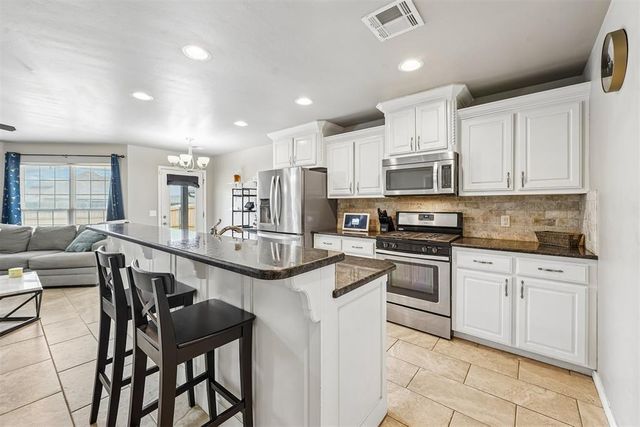 1603 SW 20th Street, Moore, OK 73170