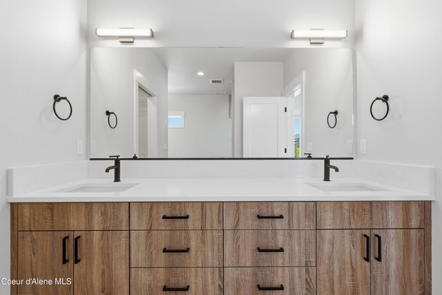 2551 W Top Saw LN, Coeur D'alene, ID 83814