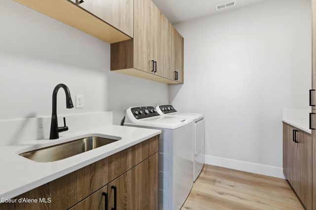 2551 W Top Saw LN, Coeur D'alene, ID 83814