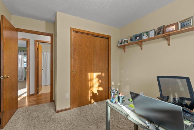 1270 SNOWDON DRIVE, Oshkosh, WI 54904