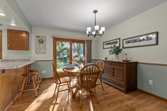 1270 SNOWDON DRIVE, Oshkosh, WI 54904