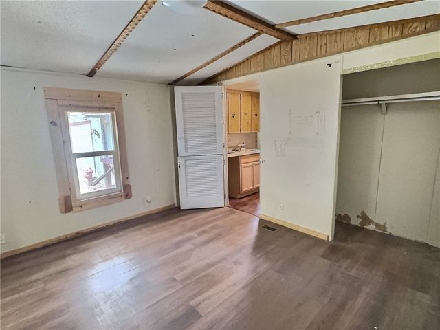 3239 E McVicar Avenue, Kingman, AZ 86409