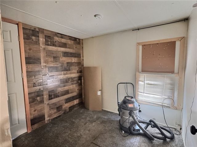 3239 E McVicar Avenue, Kingman, AZ 86409