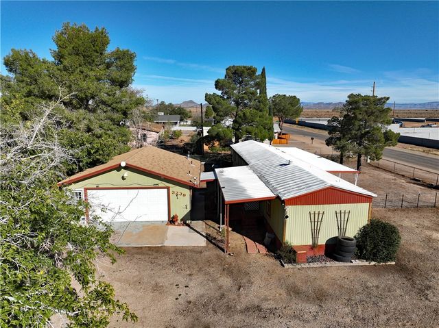 3239 E McVicar Avenue, Kingman, AZ 86409