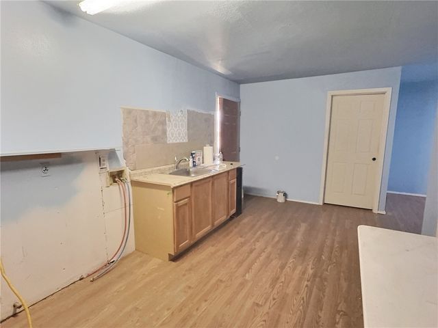 3239 E McVicar Avenue, Kingman, AZ 86409