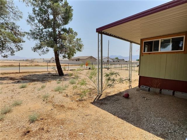 3239 E McVicar Avenue, Kingman, AZ 86409
