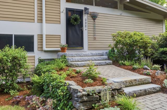 222 Brewer St, Northborough, MA 01532