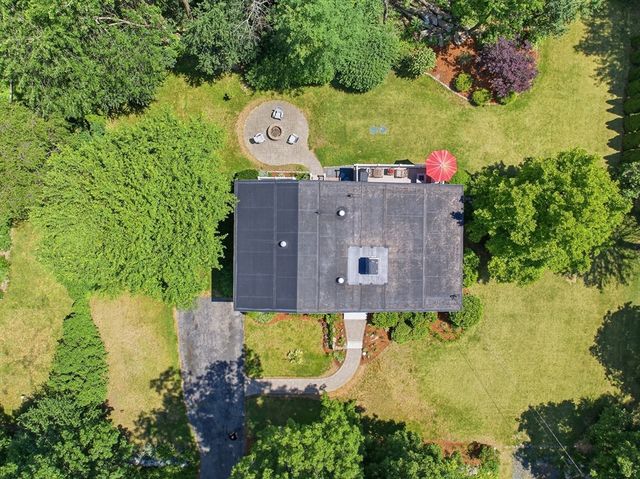 222 Brewer St, Northborough, MA 01532
