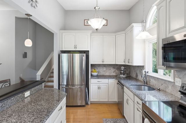222 Brewer St, Northborough, MA 01532