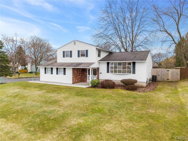 4986 Surrey Lane, Clay, NY 13088