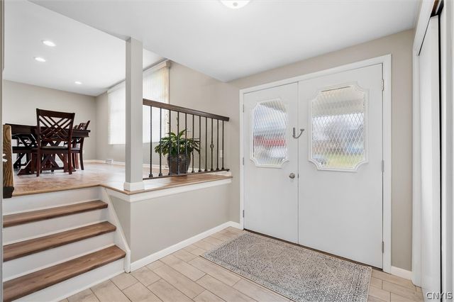 4986 Surrey Lane, Clay, NY 13088
