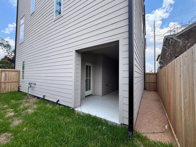 1806 Line Street, Houston, TX 77009