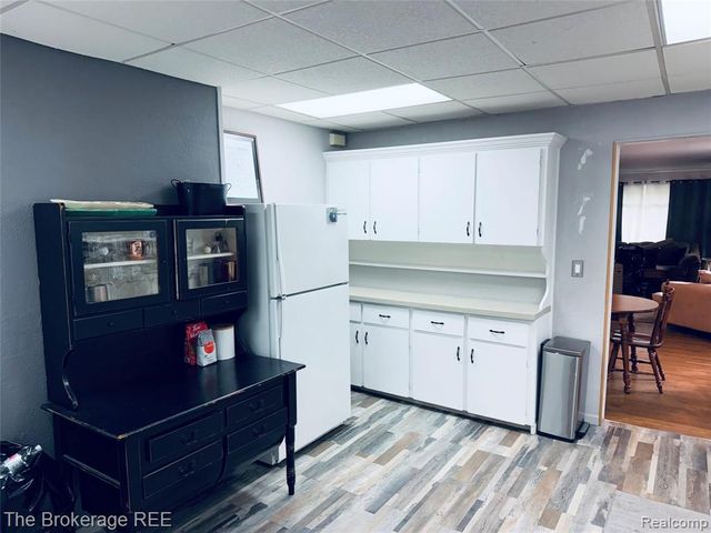 827 E Main Street, Flushing, MI 48433