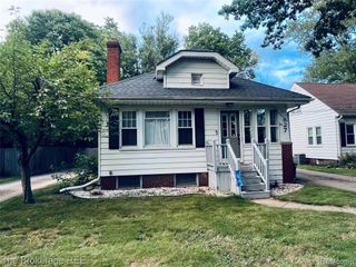 827 E Main Street, Flushing, MI 48433