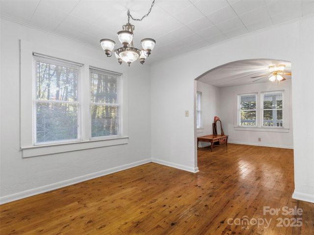 96 Thompson Road, Spruce Pine, NC 28777