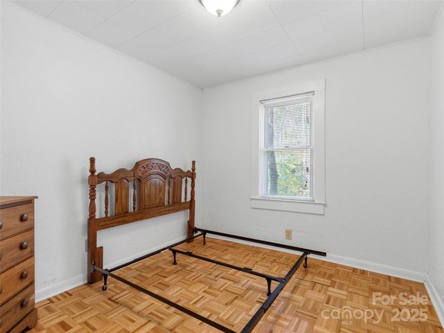 96 Thompson Road, Spruce Pine, NC 28777