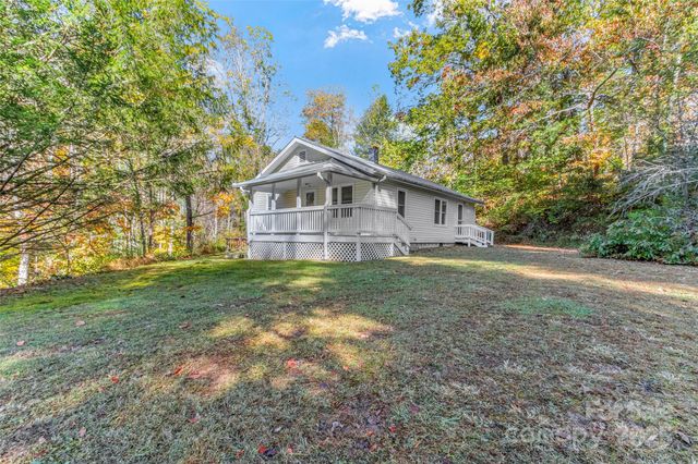 96 Thompson Road, Spruce Pine, NC 28777
