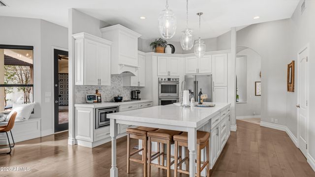 2731 E Capricorn Place, Chandler, AZ 85249