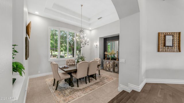 2731 E Capricorn Place, Chandler, AZ 85249