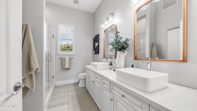 2731 E Capricorn Place, Chandler, AZ 85249