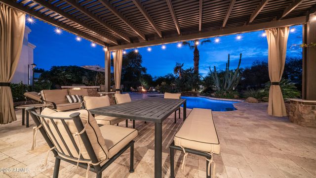 2731 E Capricorn Place, Chandler, AZ 85249