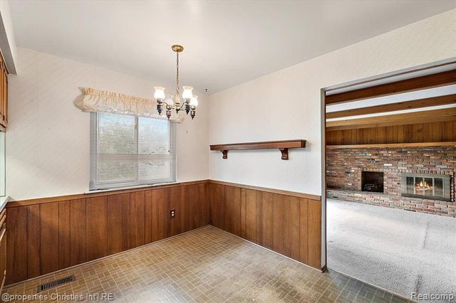 21889 Potomac Street, Southfield, MI 48076