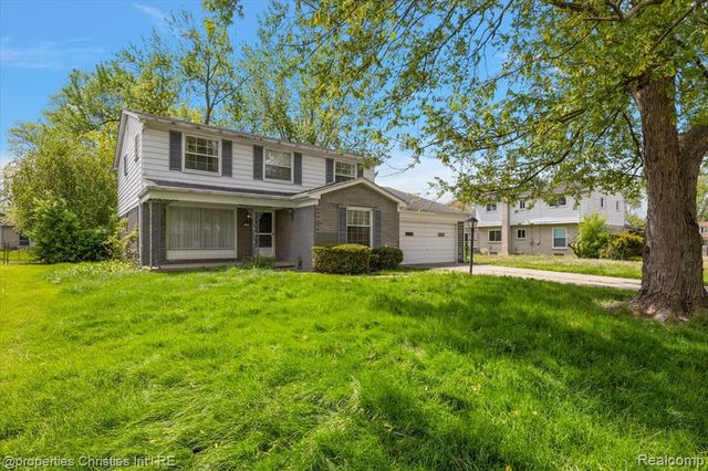 21889 Potomac Street, Southfield, MI 48076
