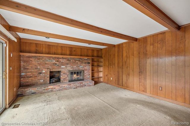 21889 Potomac Street, Southfield, MI 48076