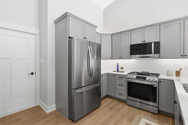 100-102 Huselton Drive, Penn Twp, PA 16002