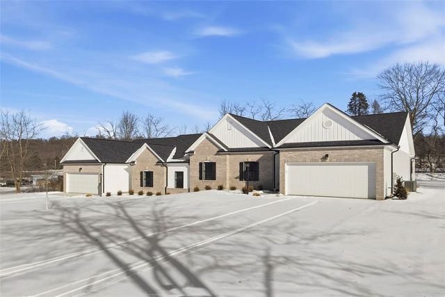 100-102 Huselton Drive, Penn Twp, PA 16002