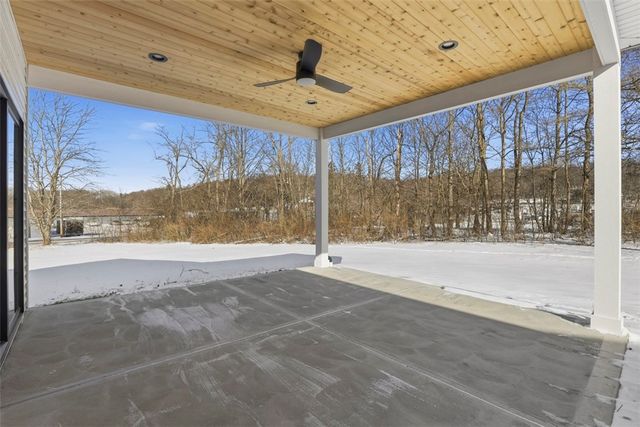 100-102 Huselton Drive, Penn Twp, PA 16002